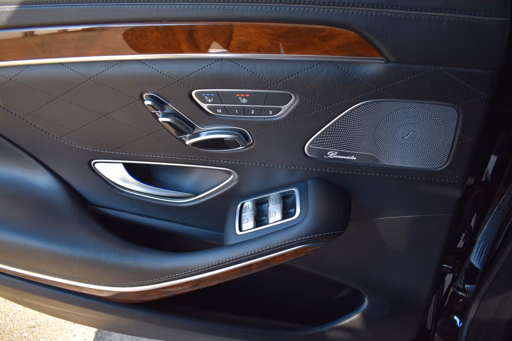 Mercedes-Benz S 600