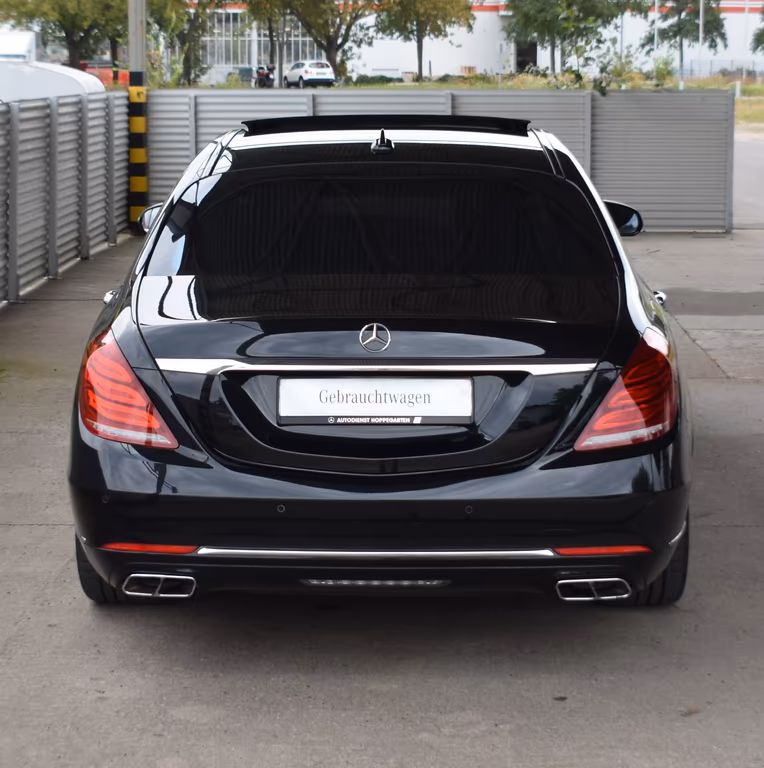 Mercedes-Benz S 600