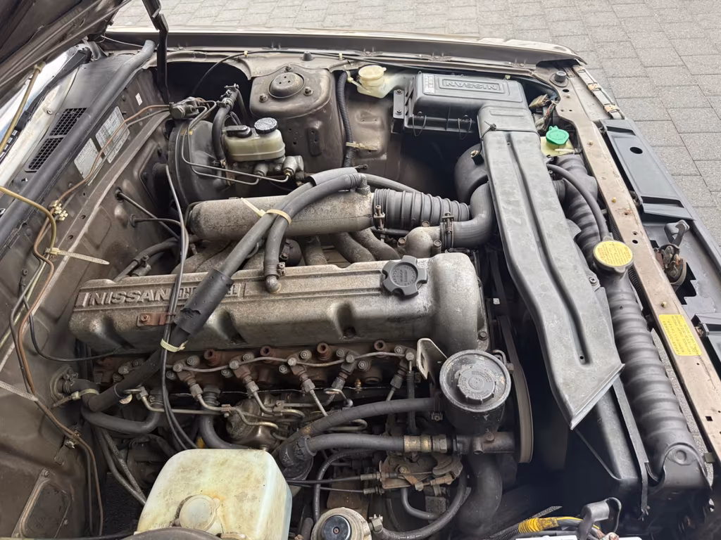 Nissan Laurel