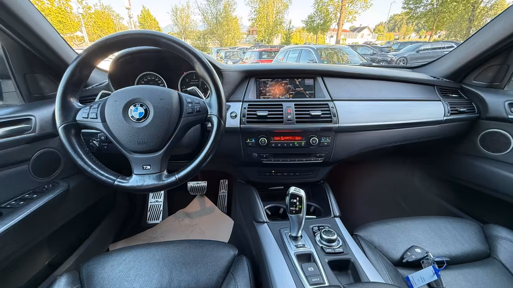 BMW X6 M50