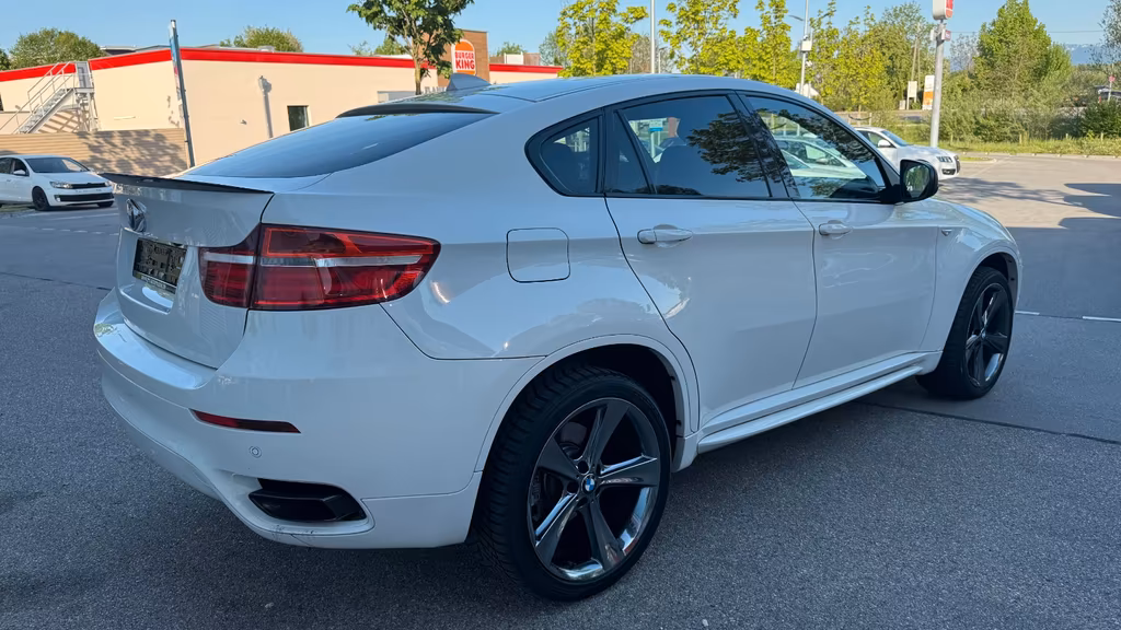 BMW X6 M50