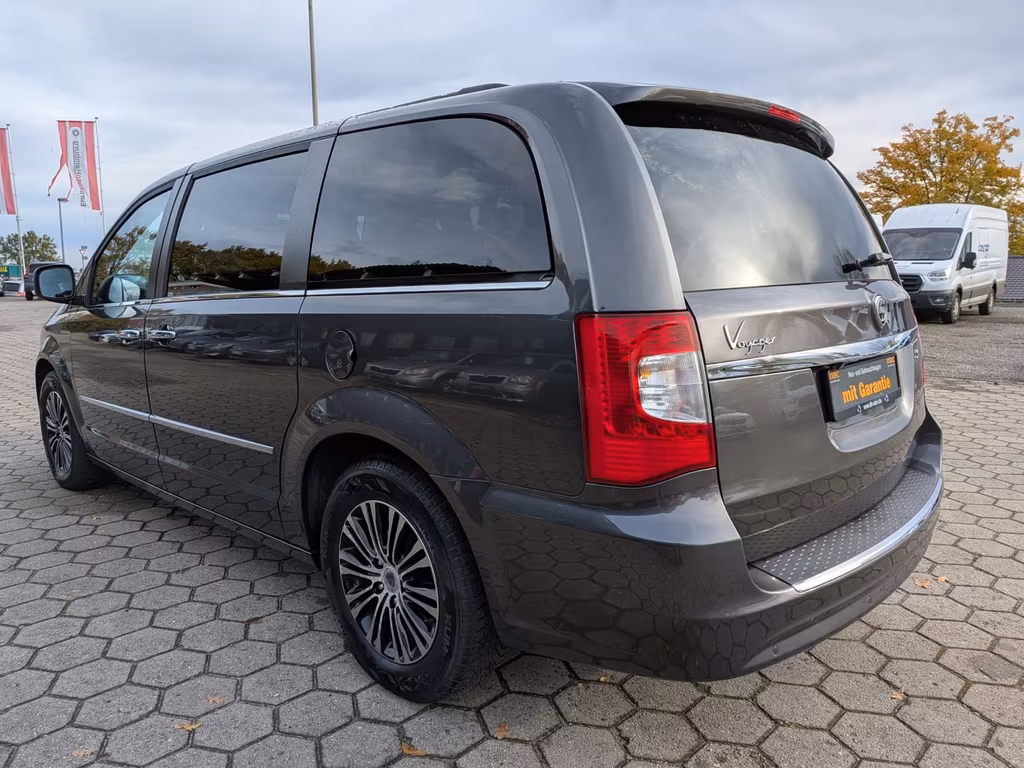 Lancia Voyager