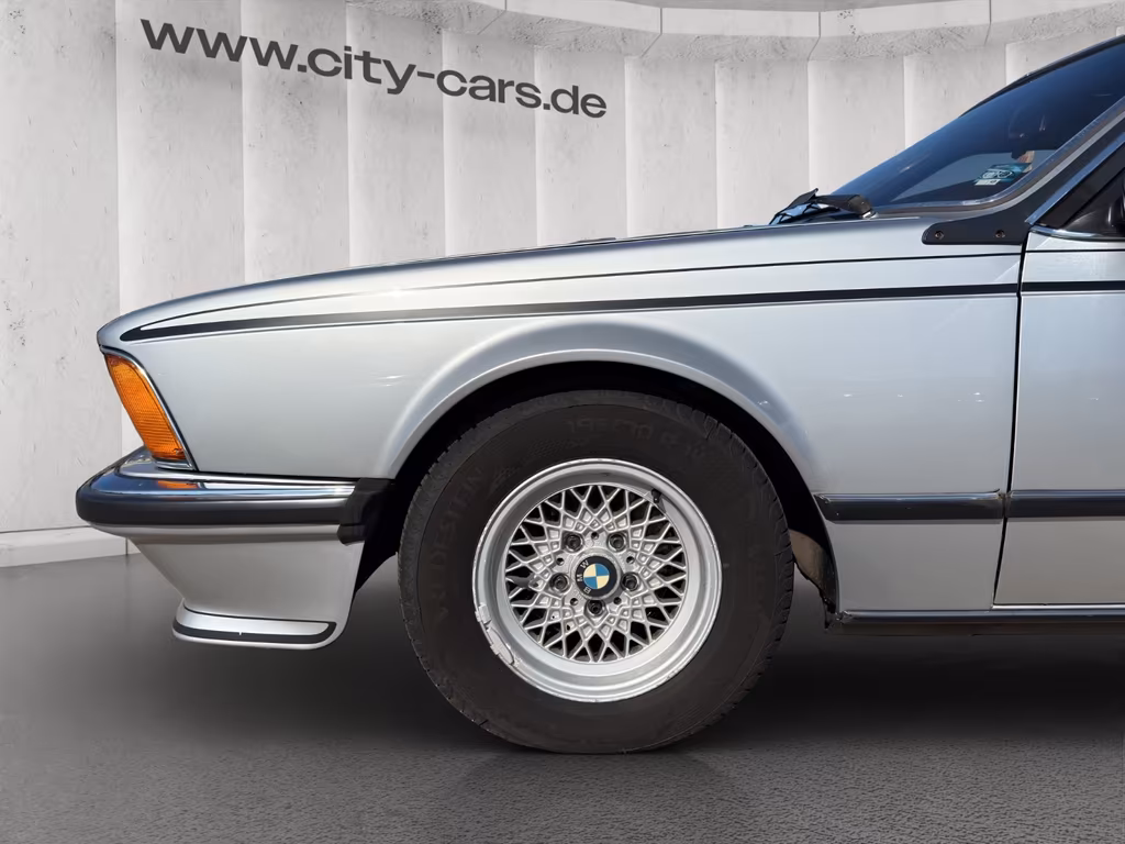 BMW 635