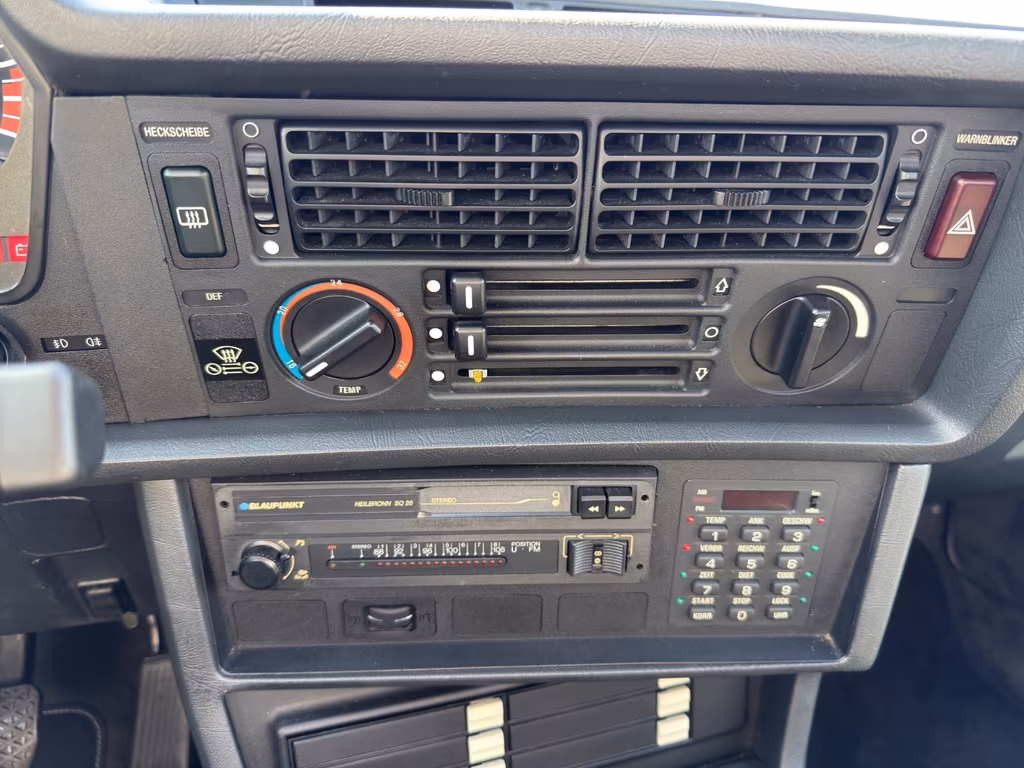 BMW 635