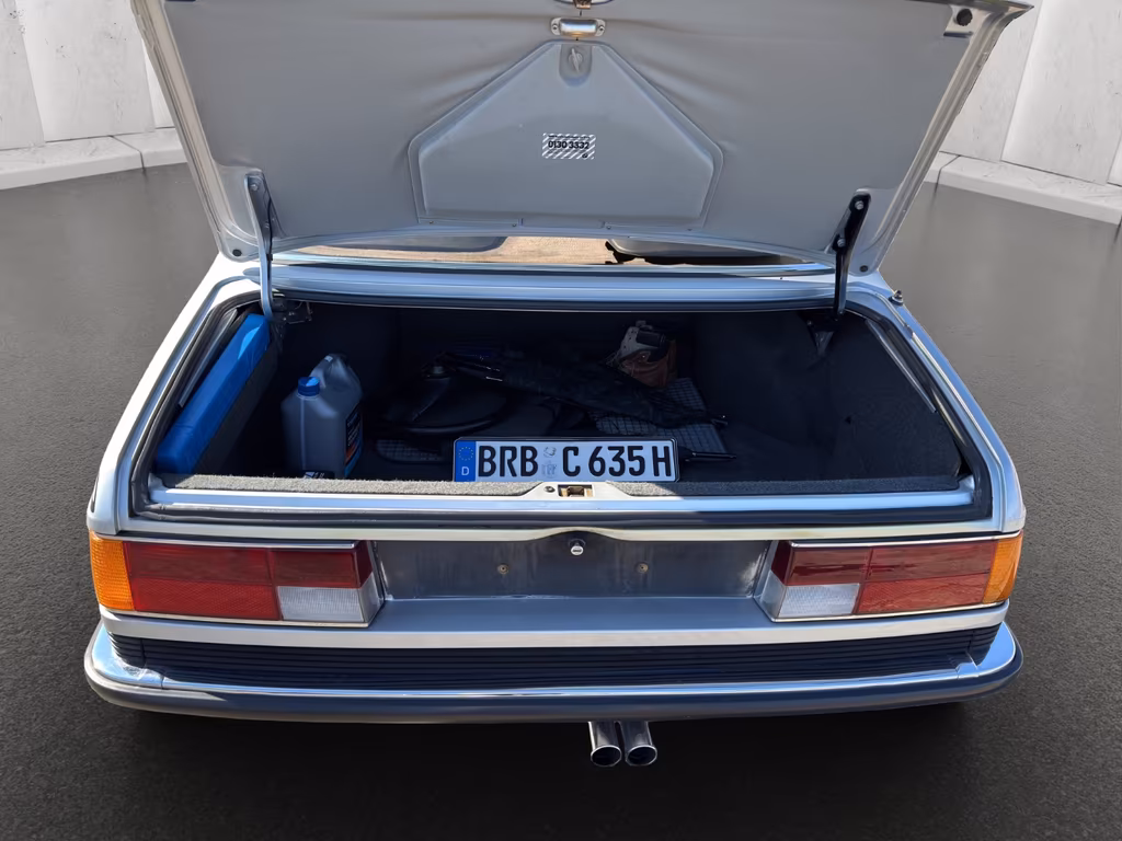 BMW 635