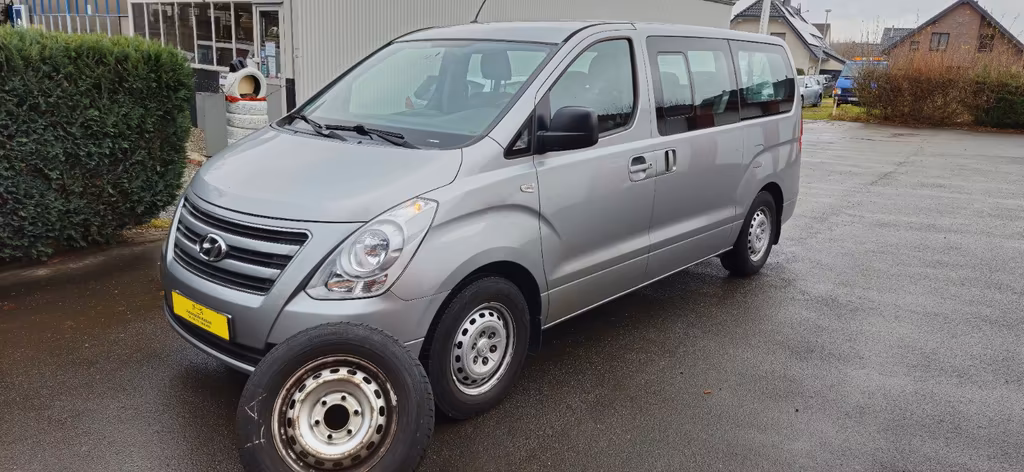 Hyundai H-1