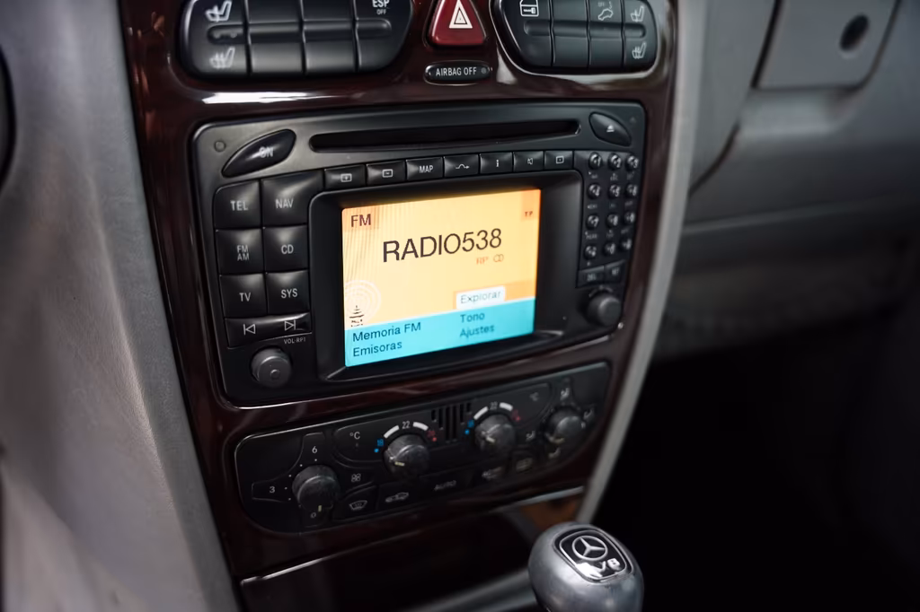 Mercedes-Benz G 400