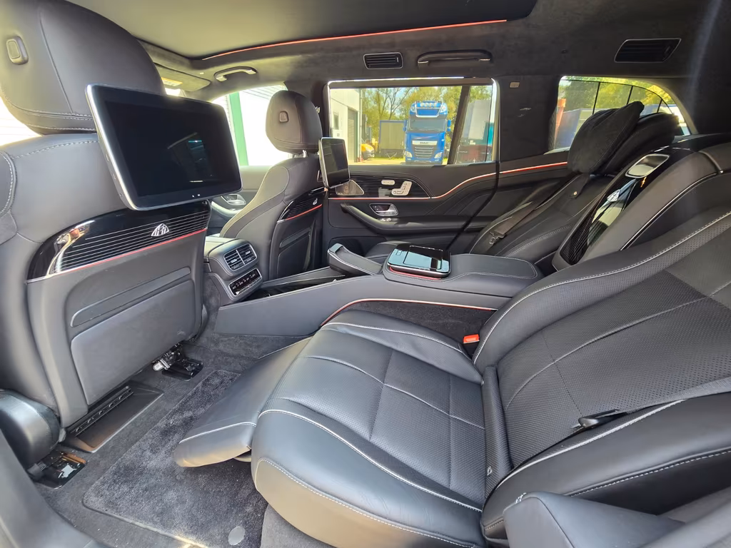 Mercedes-Benz GLS 600