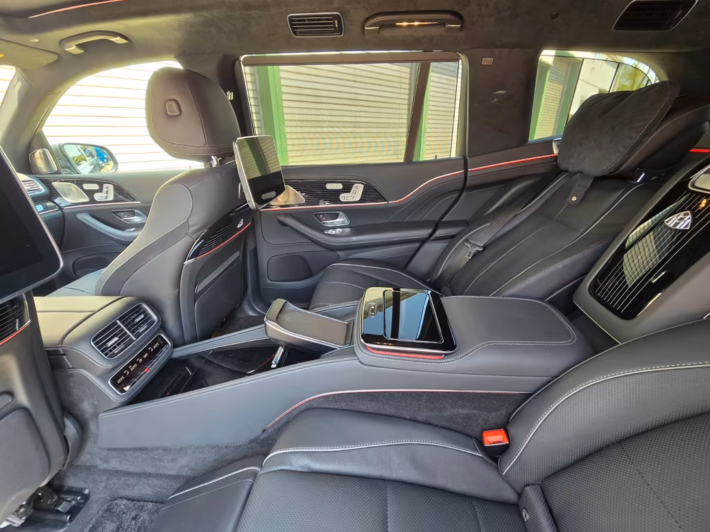 Mercedes-Benz GLS 600
