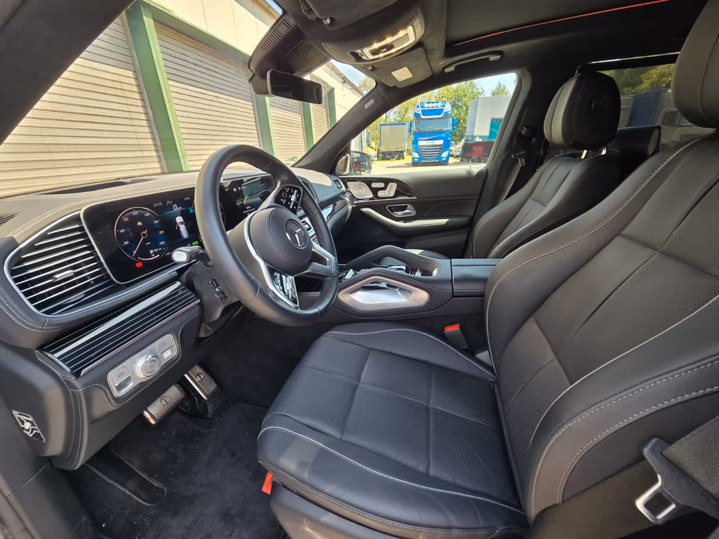 Mercedes-Benz GLS 600