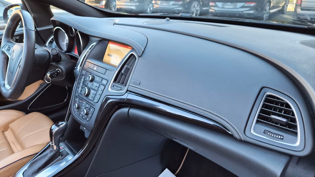 Opel Cascada