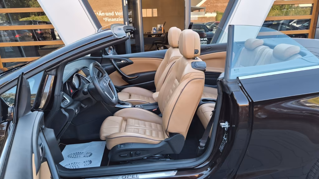 Opel Cascada