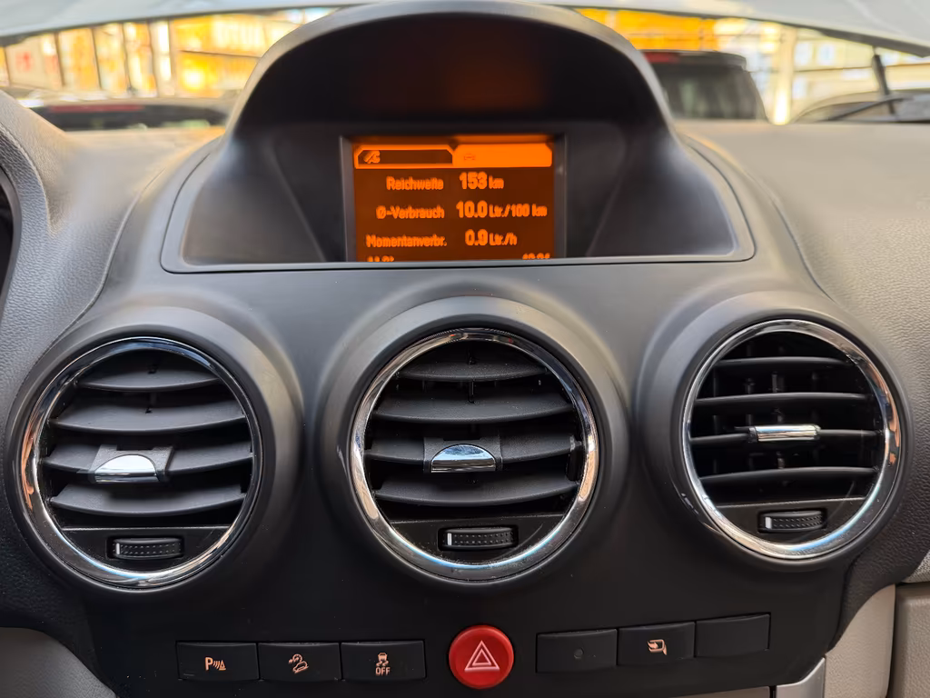 Opel Antara