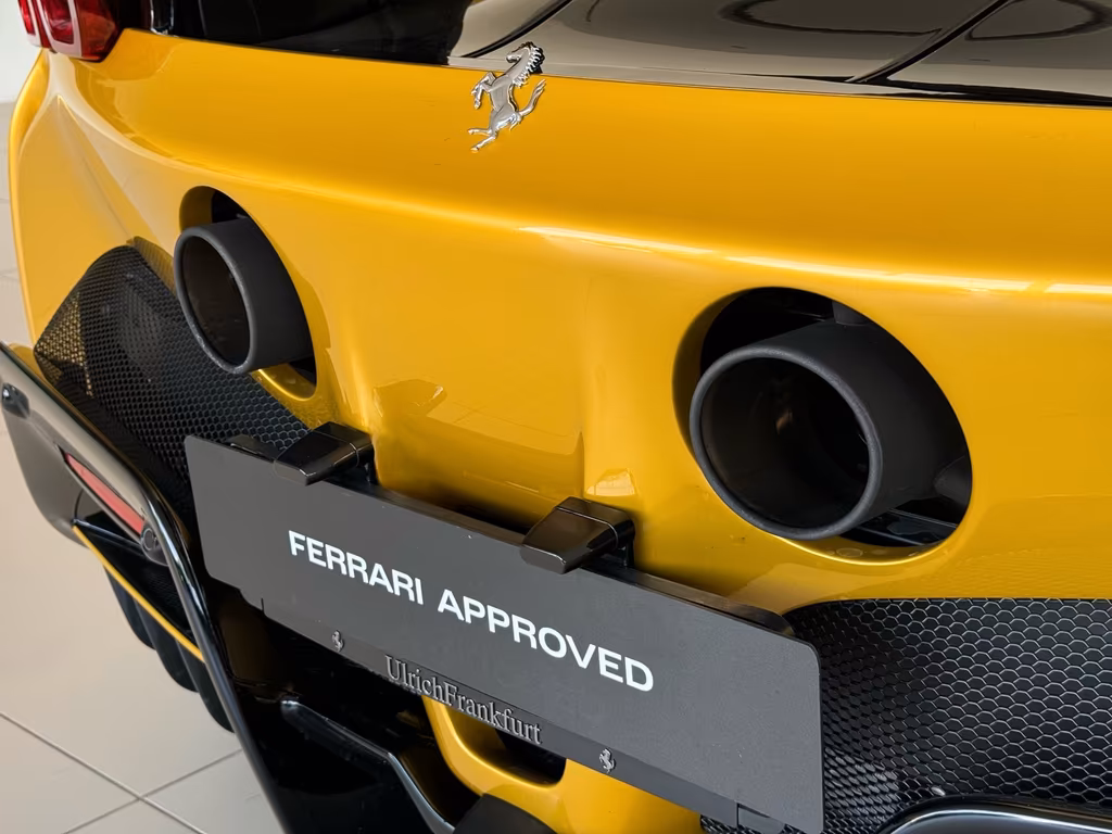 Ferrari SF90
