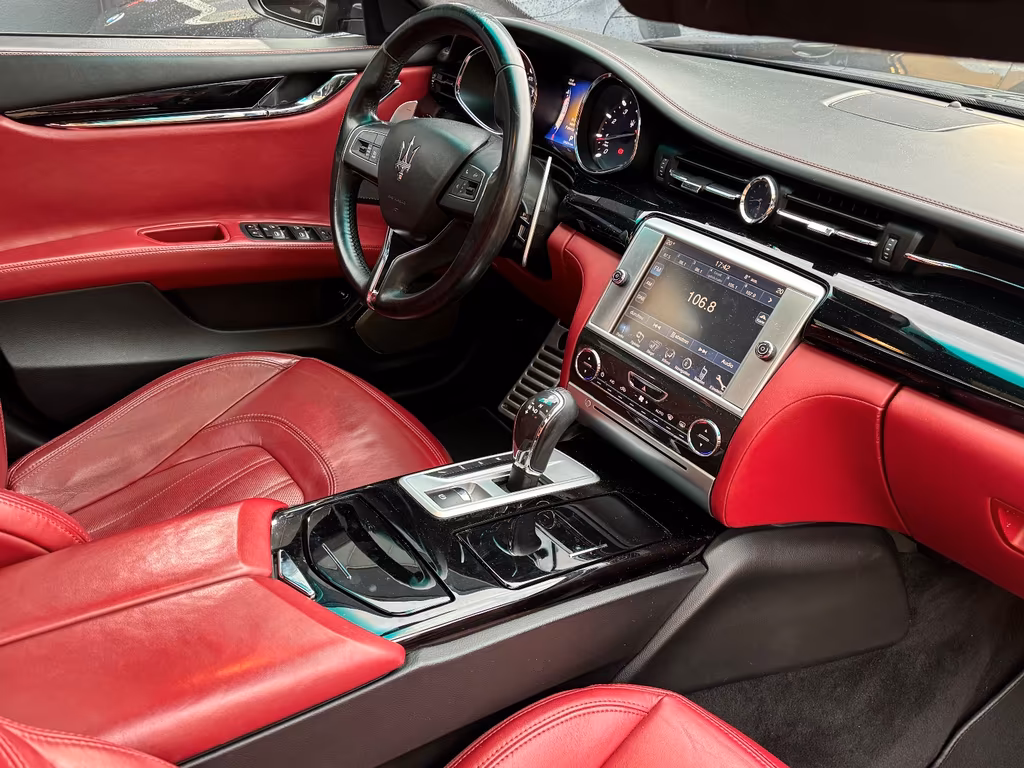 Maserati Quattroporte