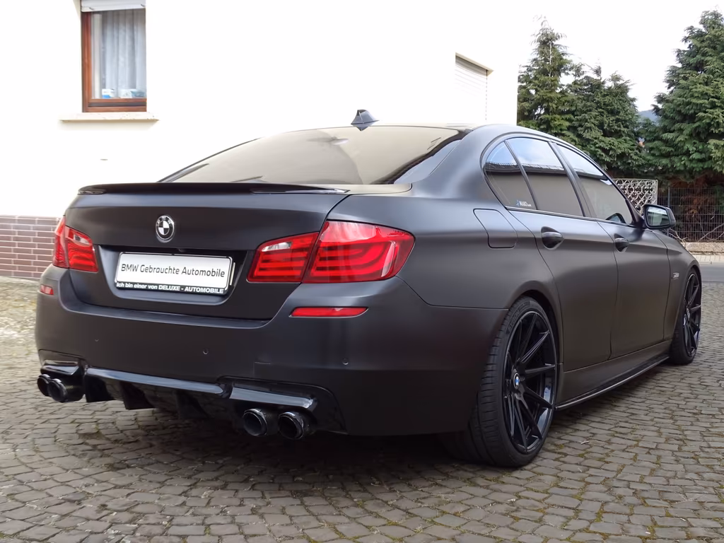 BMW 550