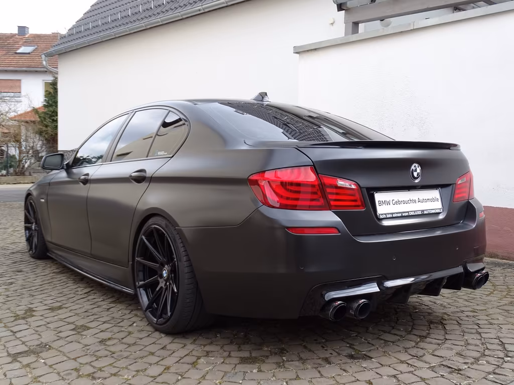 BMW 550