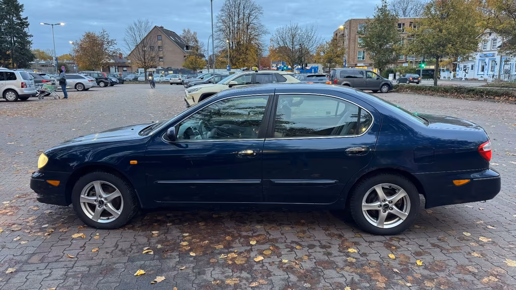 Nissan Maxima
