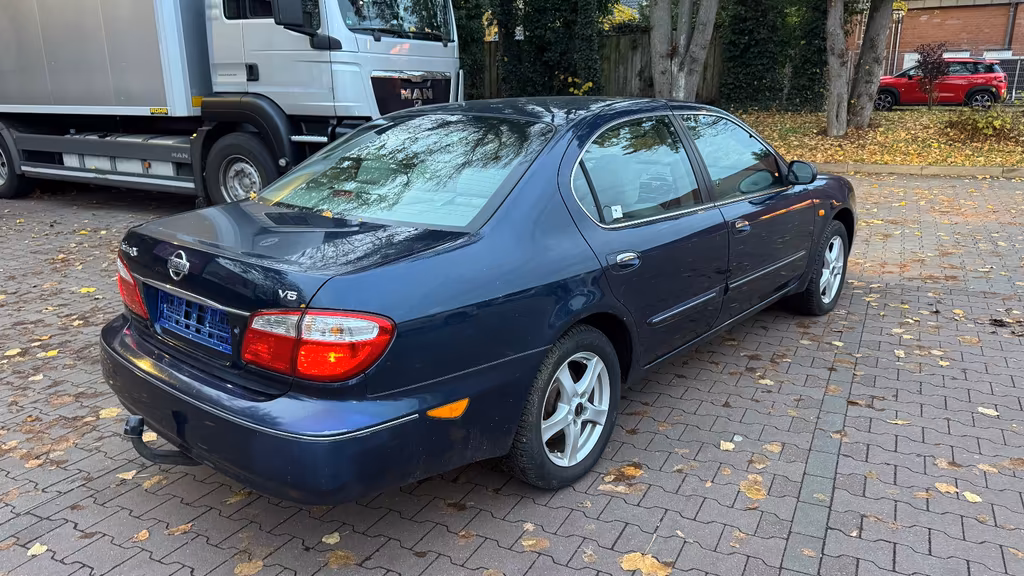 Nissan Maxima