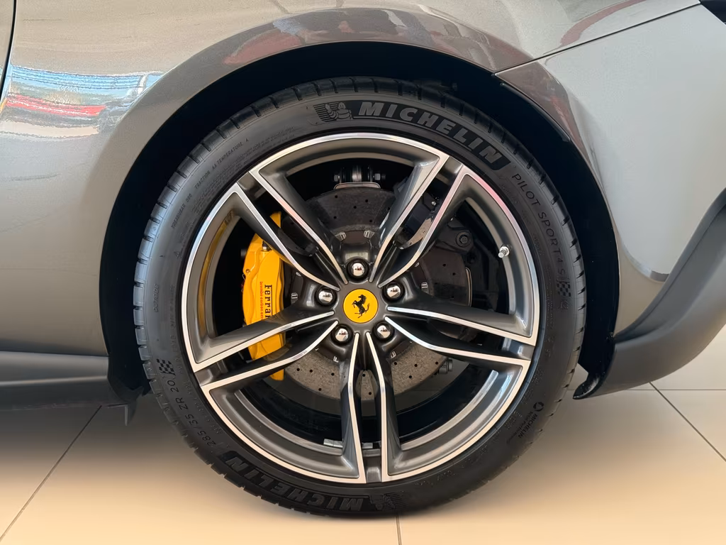 Ferrari Roma
