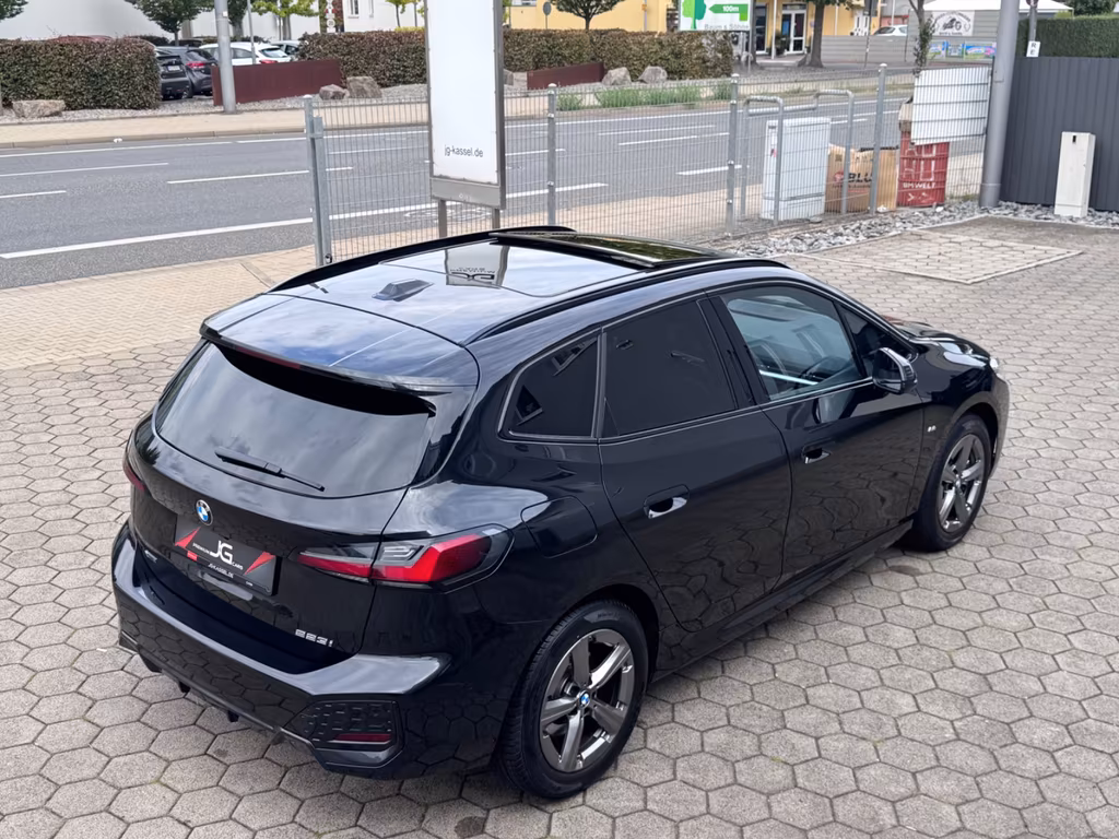 BMW 223
