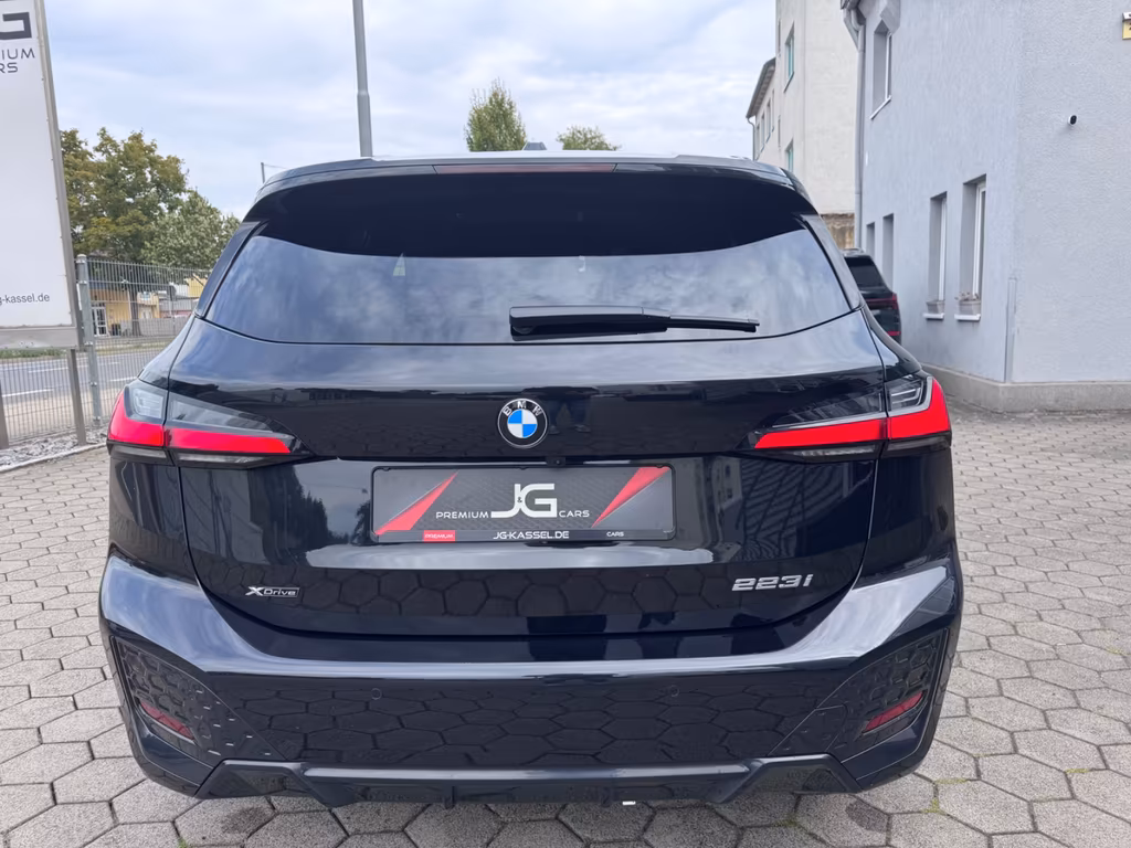 BMW 223