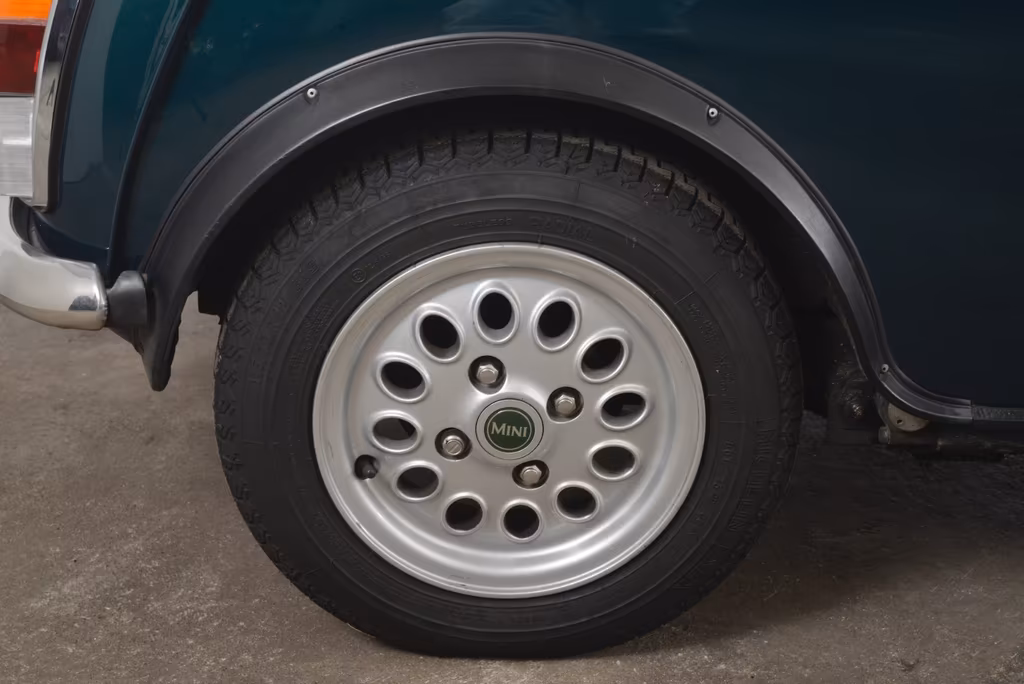 MINI 1300