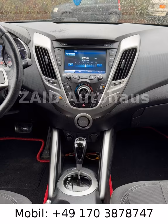 Hyundai Veloster