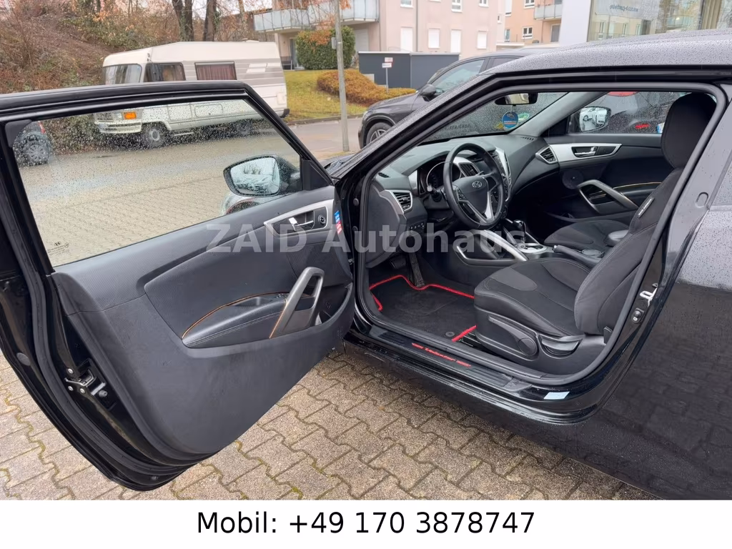 Hyundai Veloster