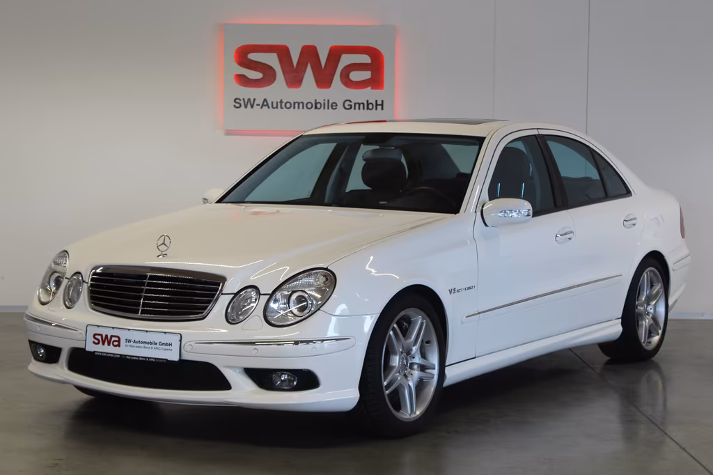 Mercedes-Benz E 55 AMG