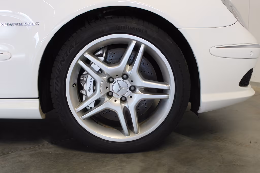Mercedes-Benz E 55 AMG