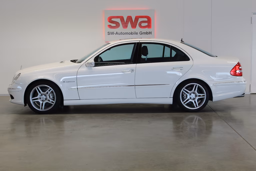 Mercedes-Benz E 55 AMG