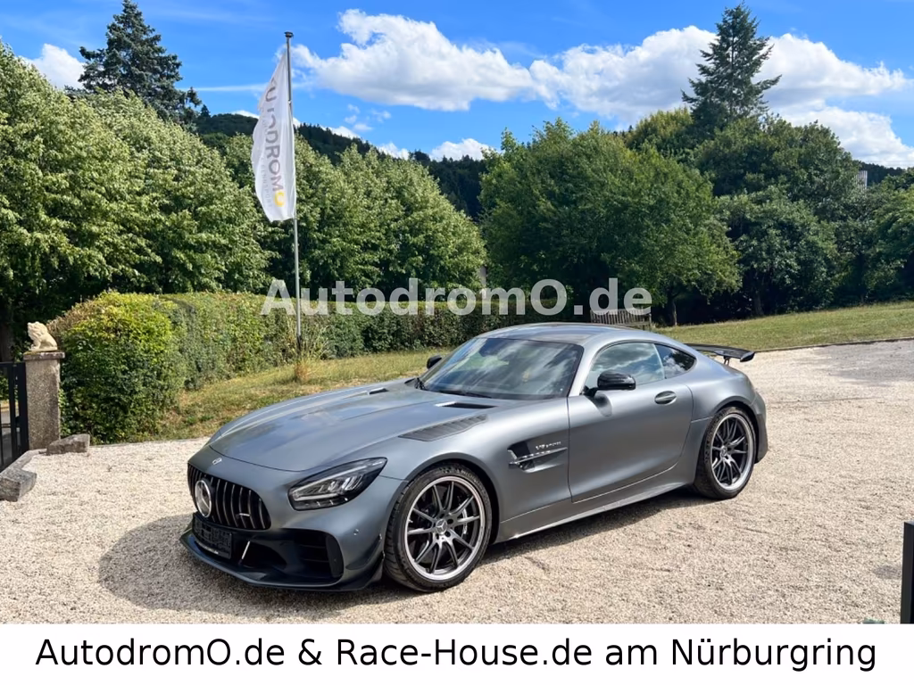 Mercedes-Benz AMG GT R