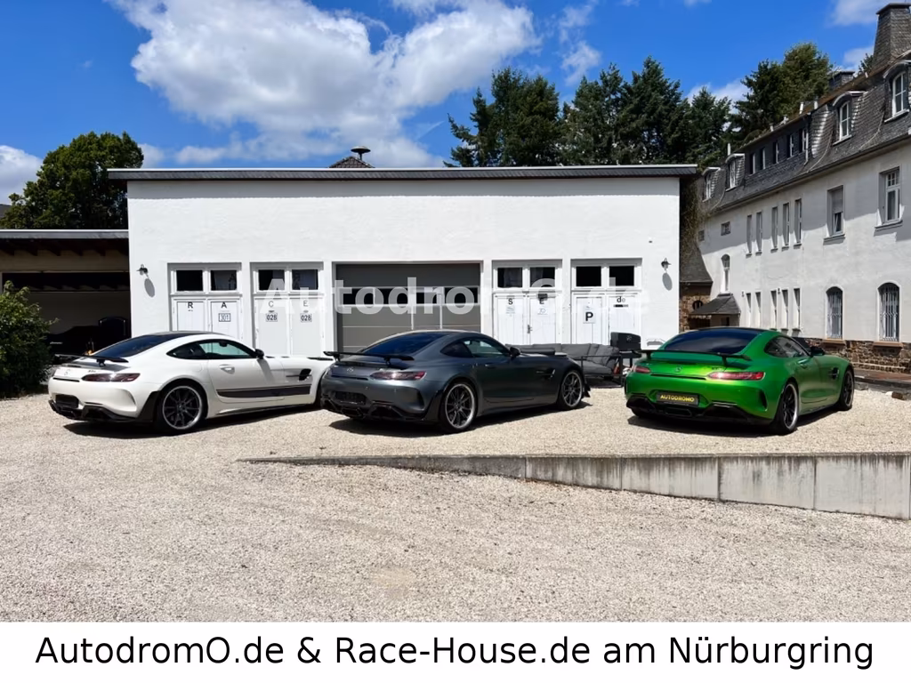 Mercedes-Benz AMG GT R