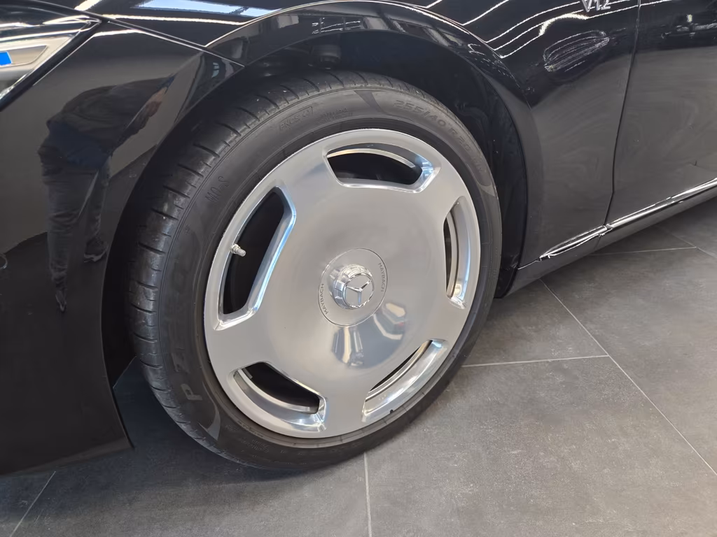 Mercedes-Benz S 680
