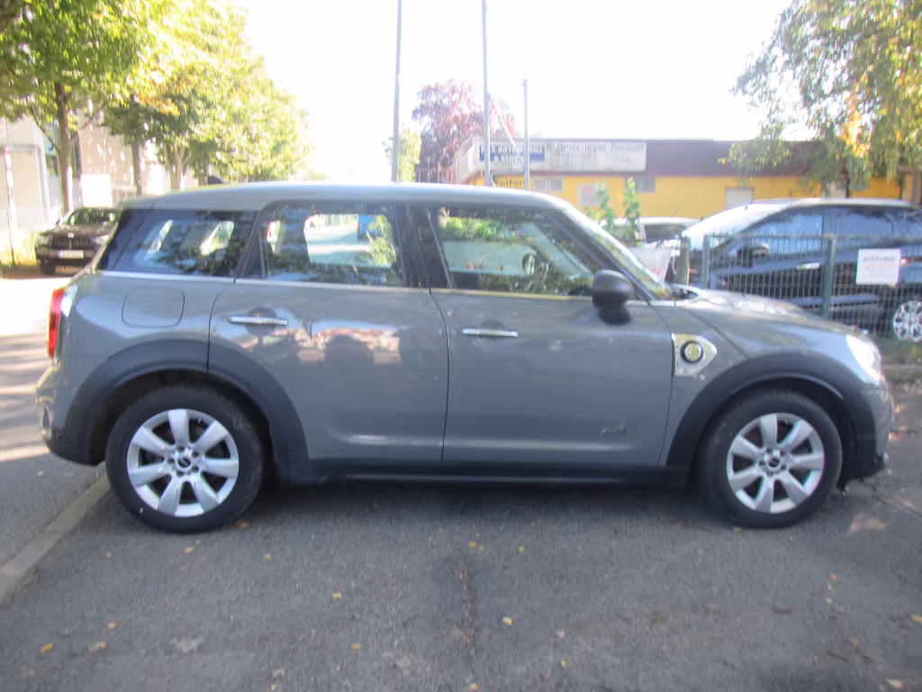 MINI Cooper SE Countryman
