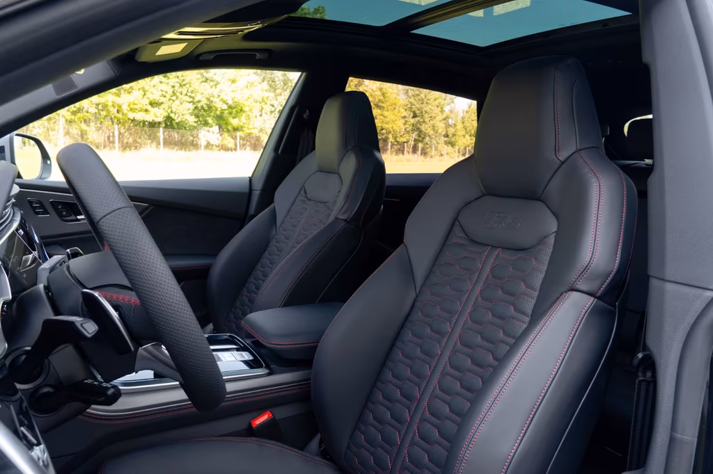 Audi RSQ8