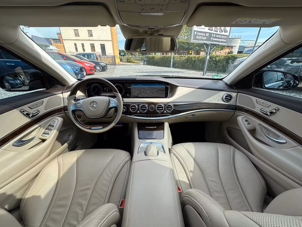 Mercedes-Benz S 400