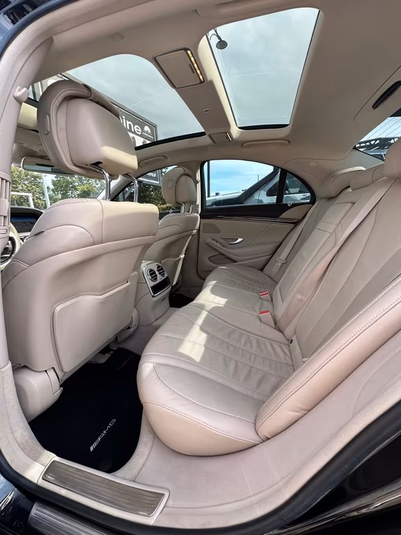 Mercedes-Benz S 400