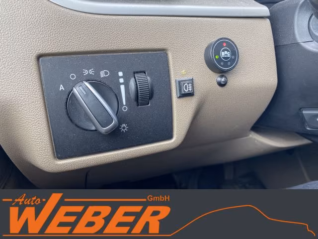 Volkswagen Routan