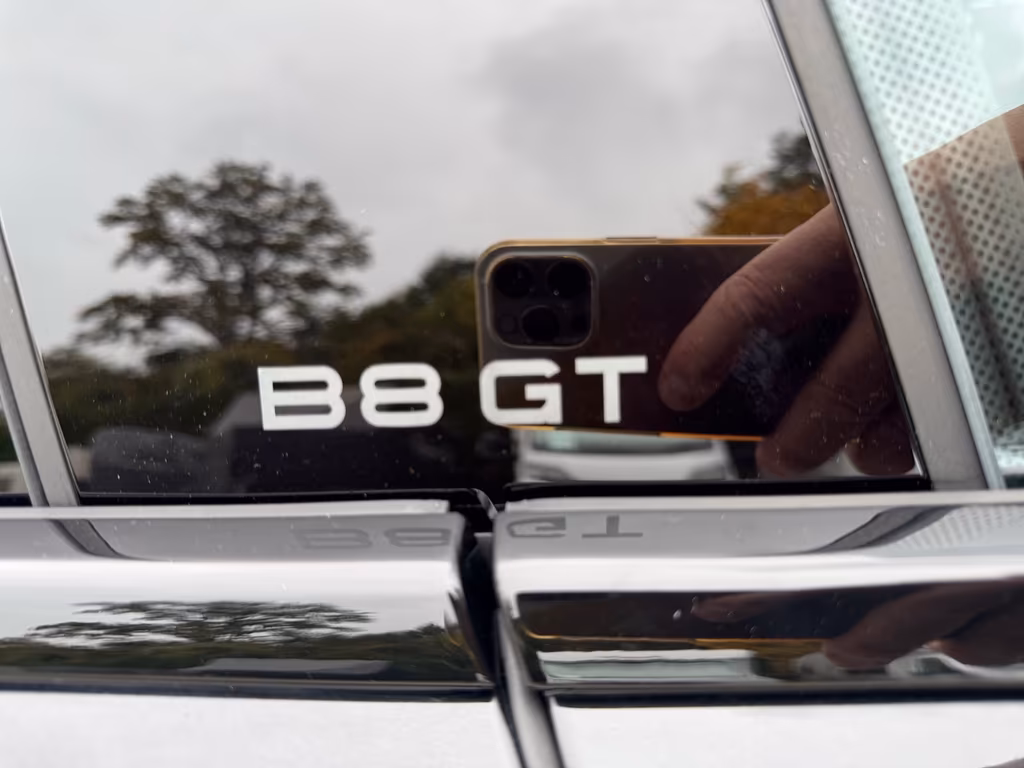 ALPINA B8