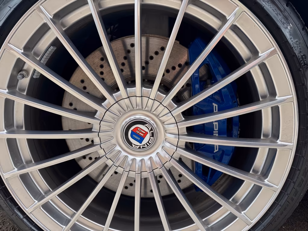 ALPINA B8
