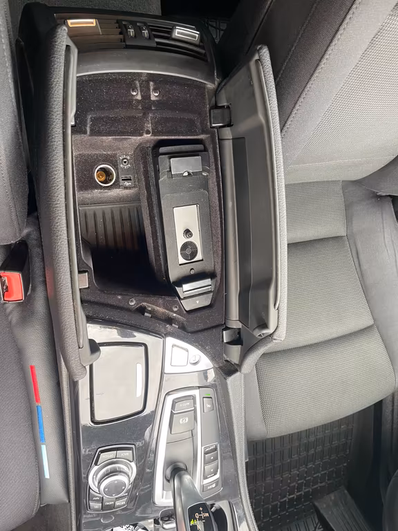 BMW 518