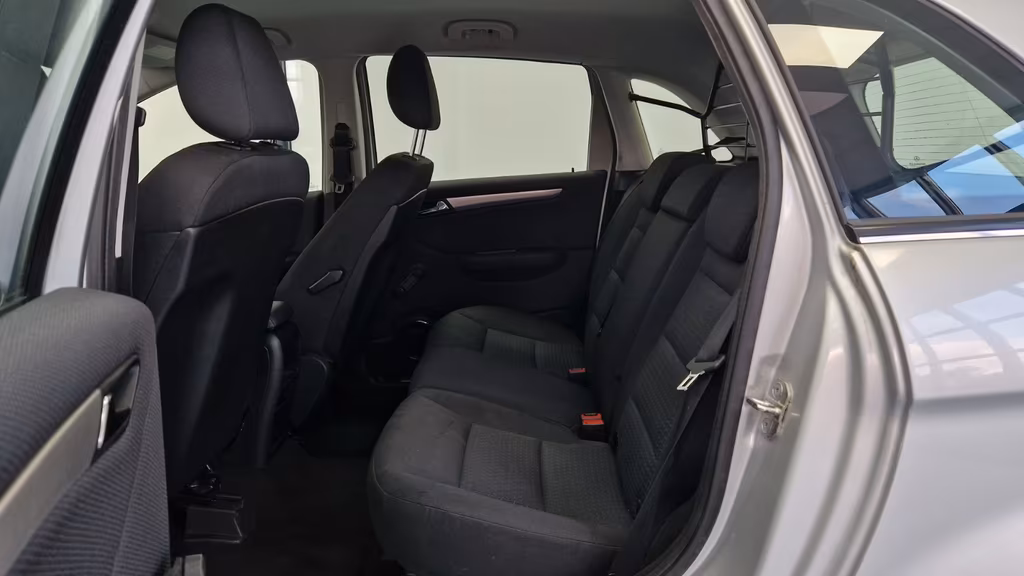 Mercedes-Benz B 160