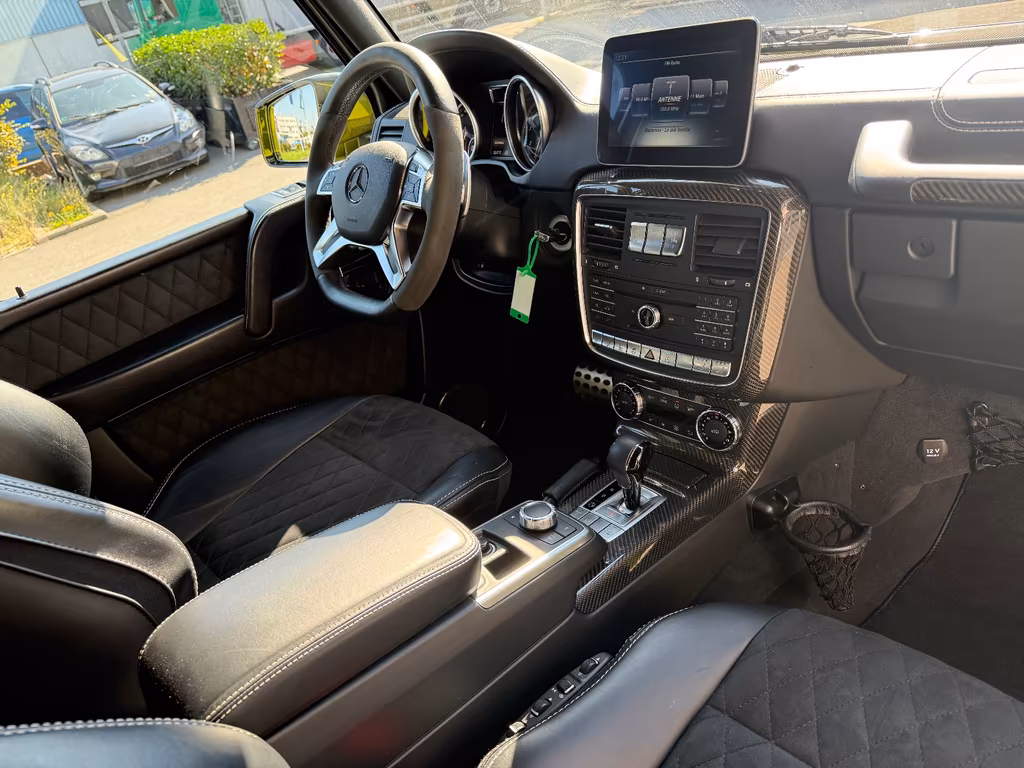 Mercedes-Benz G 500