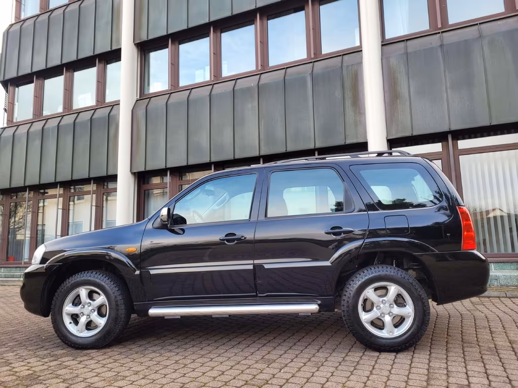 Mazda Tribute