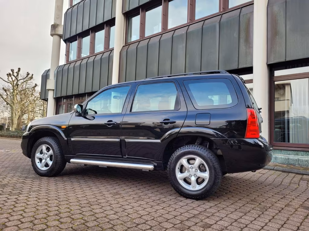 Mazda Tribute