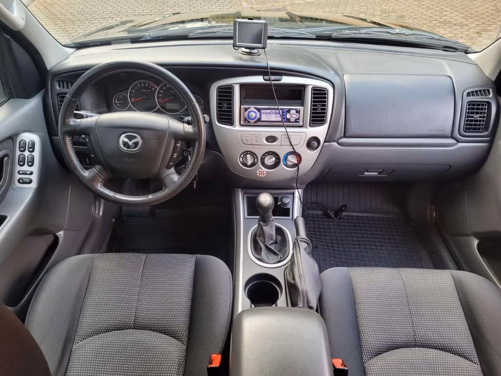 Mazda Tribute
