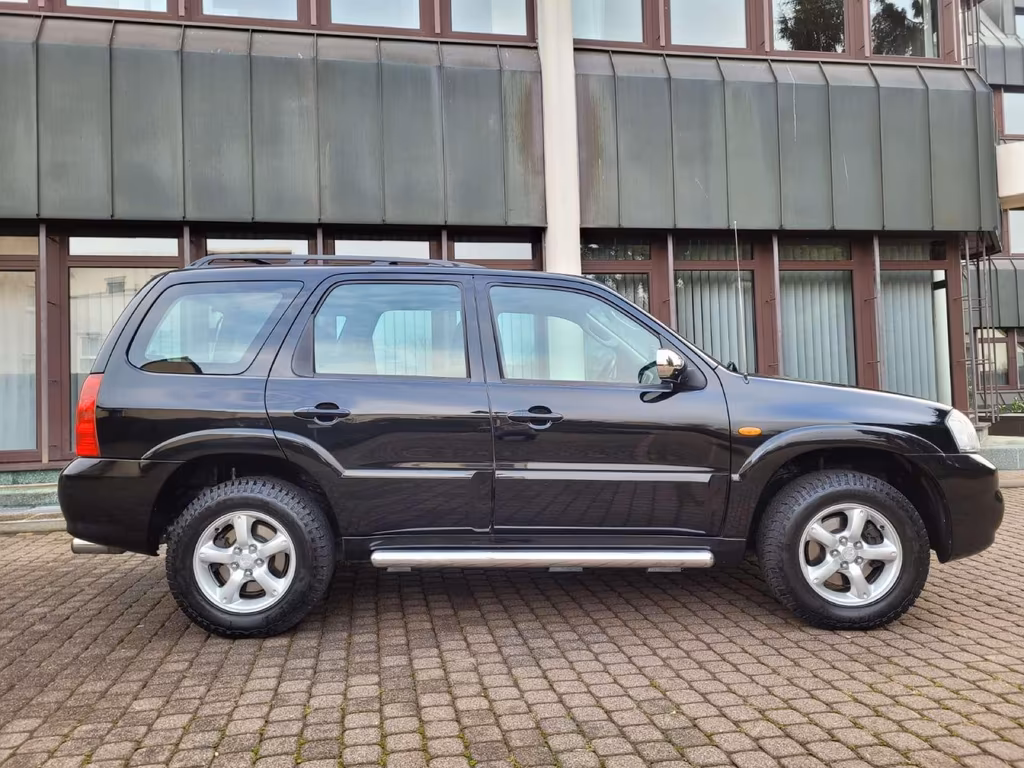 Mazda Tribute