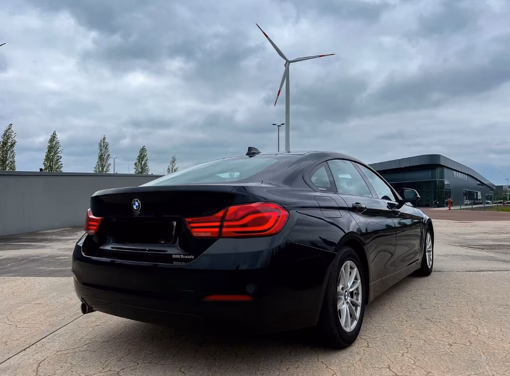 BMW 418